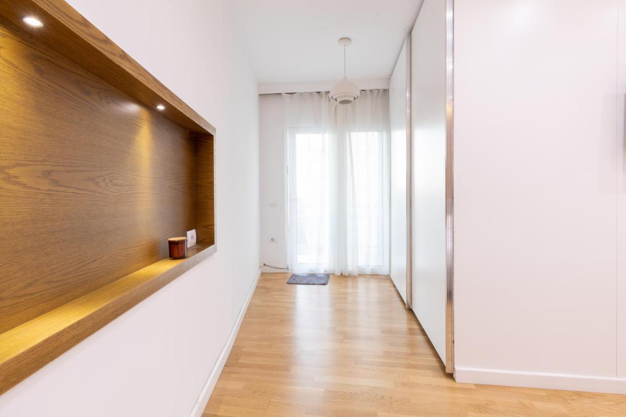 Exclusive 2 Bedrooms Apartment Tirana Exterior photo